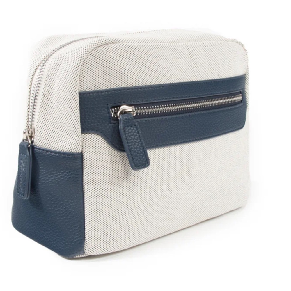 NWT Brouk Navy Capri Cosmetics Bag